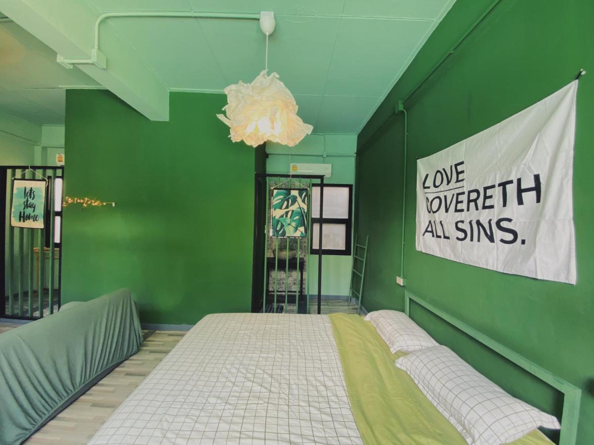 Chiangmai Moli Inn (Adults Only) Chiang Mai Dış mekan fotoğraf