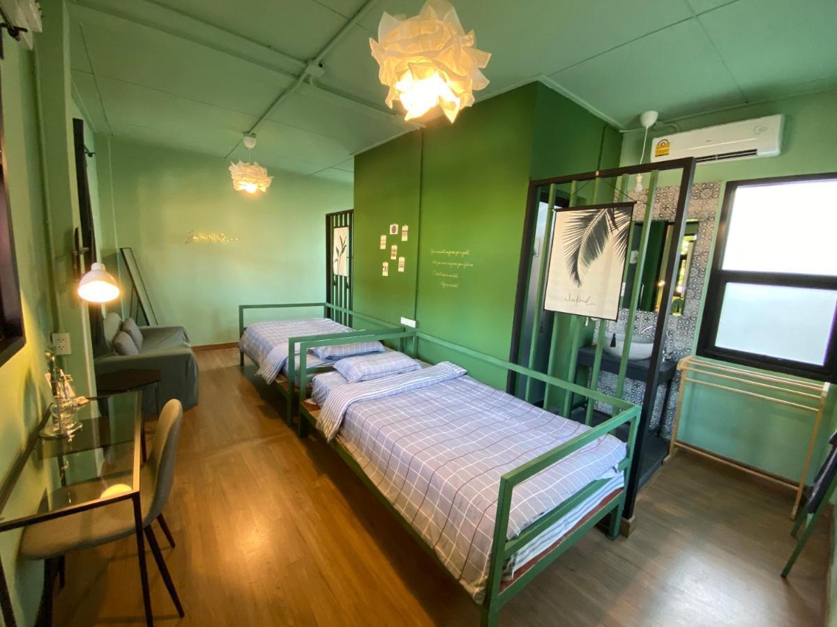 Chiangmai Moli Inn (Adults Only) Chiang Mai Dış mekan fotoğraf