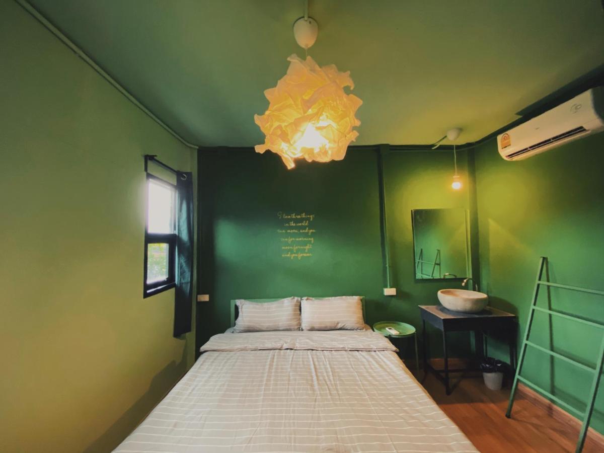 Chiangmai Moli Inn (Adults Only) Chiang Mai Dış mekan fotoğraf